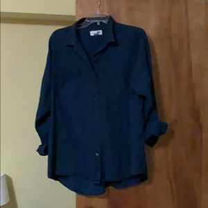 Old Navy boyfriend denim long sleeve shirt